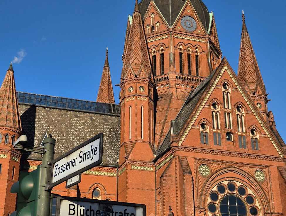 scharfes S, ß – ostré S (výslovnost&nbsp;escet)