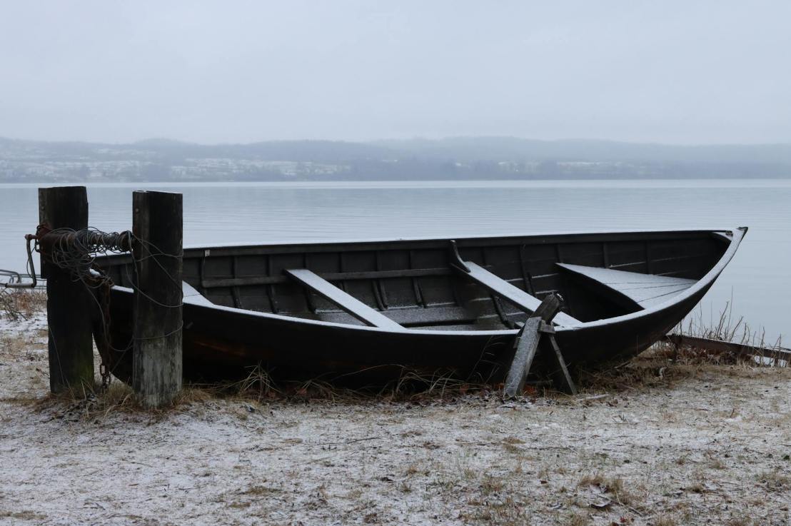 finns (Det finns många vackra sjöar i Sverige. – Ve Švédsku je mnoho krásných&nbsp;jezer.)