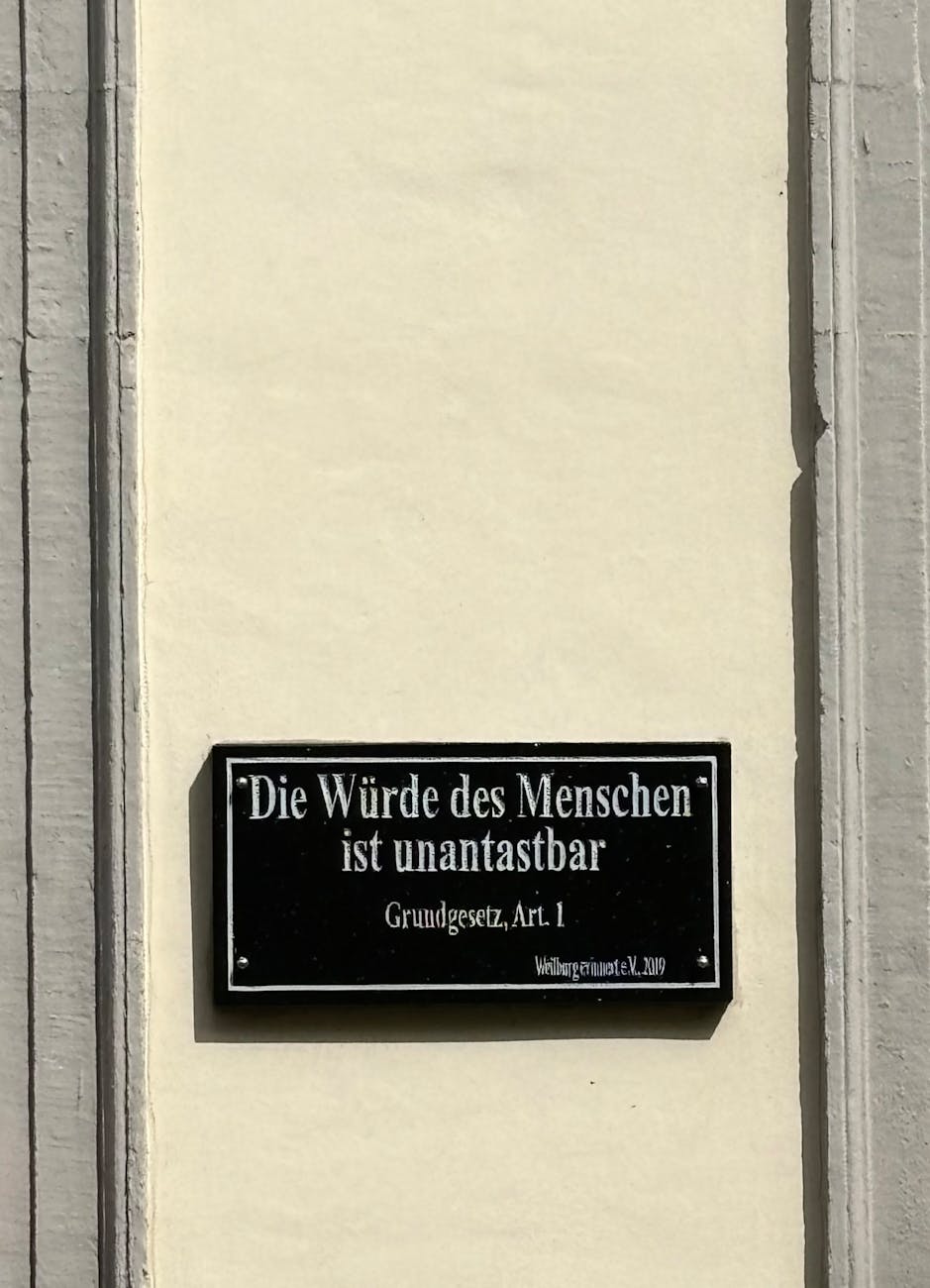 die wurde des menschen ist unantastbar
